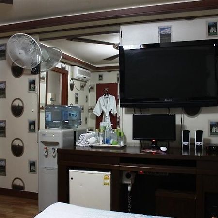 Picasso Motel Jongno سيول الغرفة الصورة